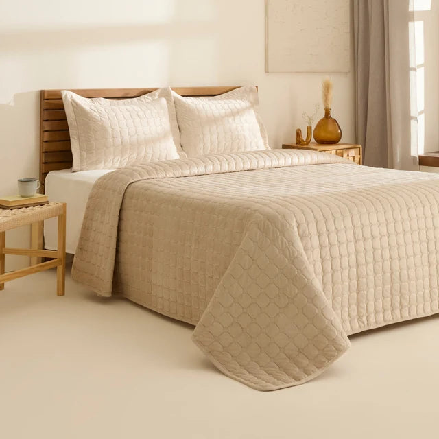 Karaca Alice Beige Tagesdecke Set 3 teilig 230x240cm